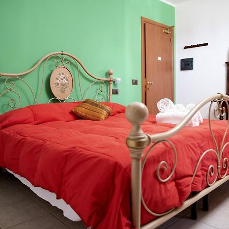 Carlo V - Holiday Rooms Porto Empedocle Kültér fotó