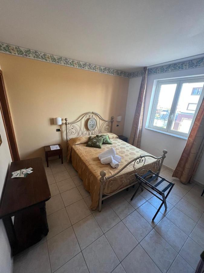 Carlo V - Holiday Rooms Porto Empedocle Kültér fotó